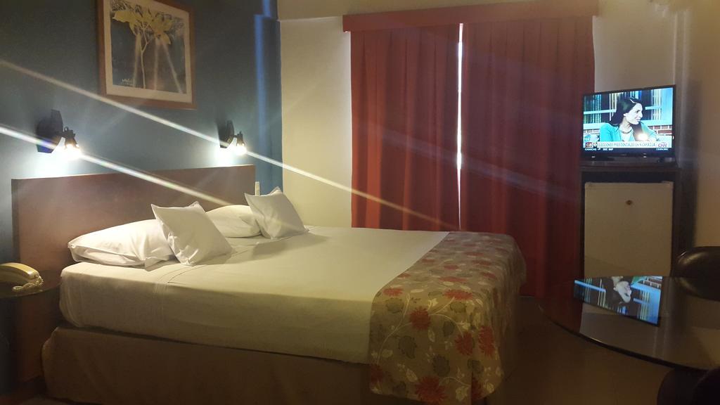 Hotel Amalfi Asunción Esterno foto